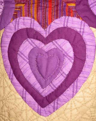 Detail Folk Hearts